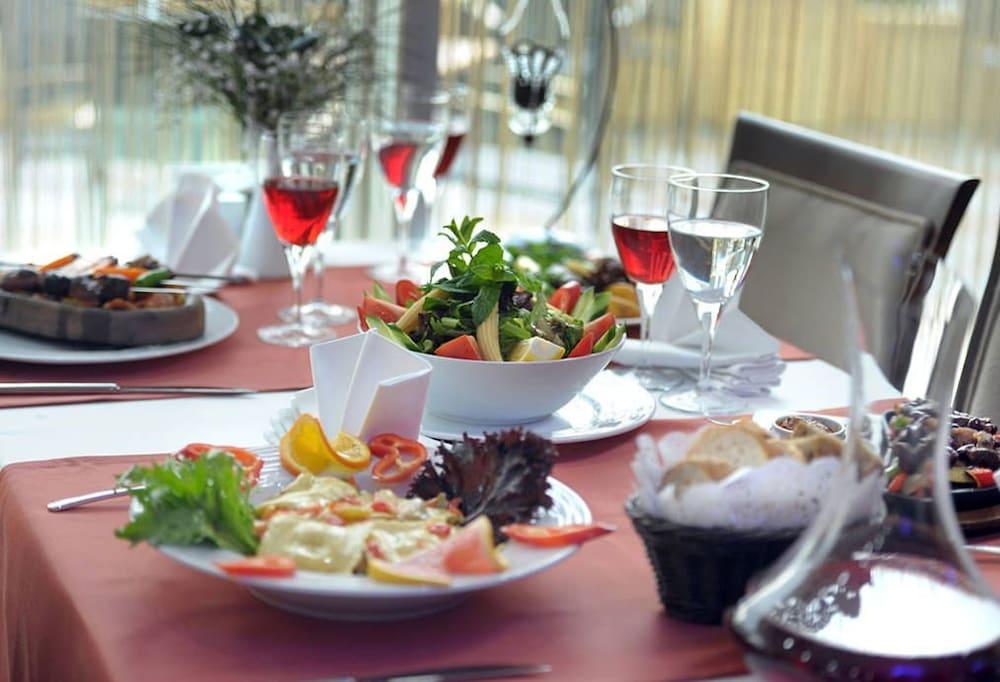 Rhiss Hotel Bostanci Istanbul Ngoại thất bức ảnh