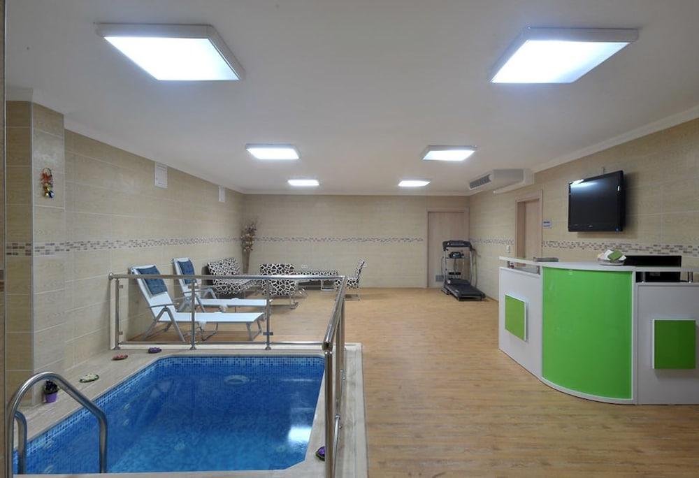 Rhiss Hotel Bostanci Istanbul Ngoại thất bức ảnh