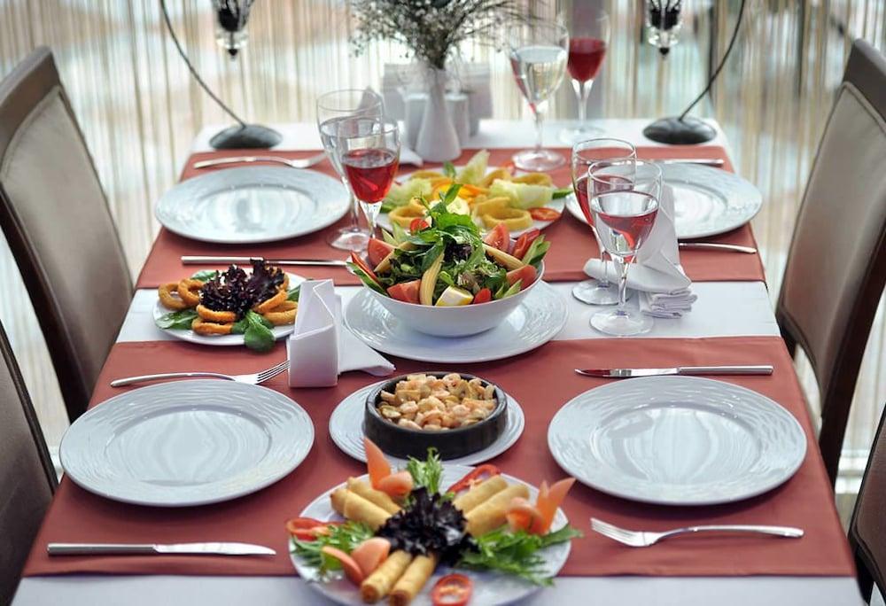 Rhiss Hotel Bostanci Istanbul Ngoại thất bức ảnh