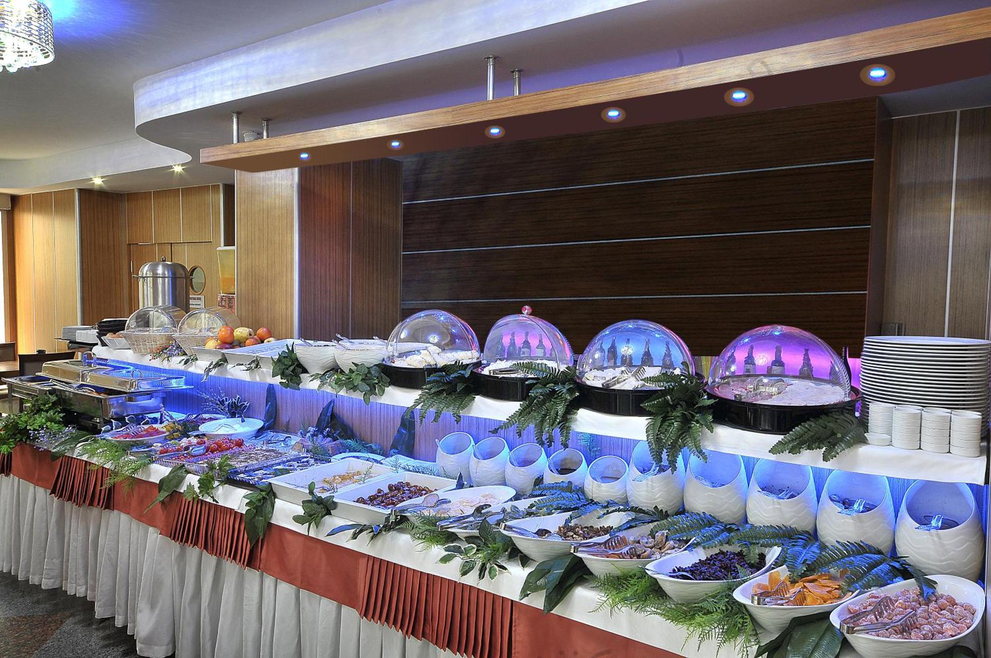 Rhiss Hotel Bostanci Istanbul Ngoại thất bức ảnh