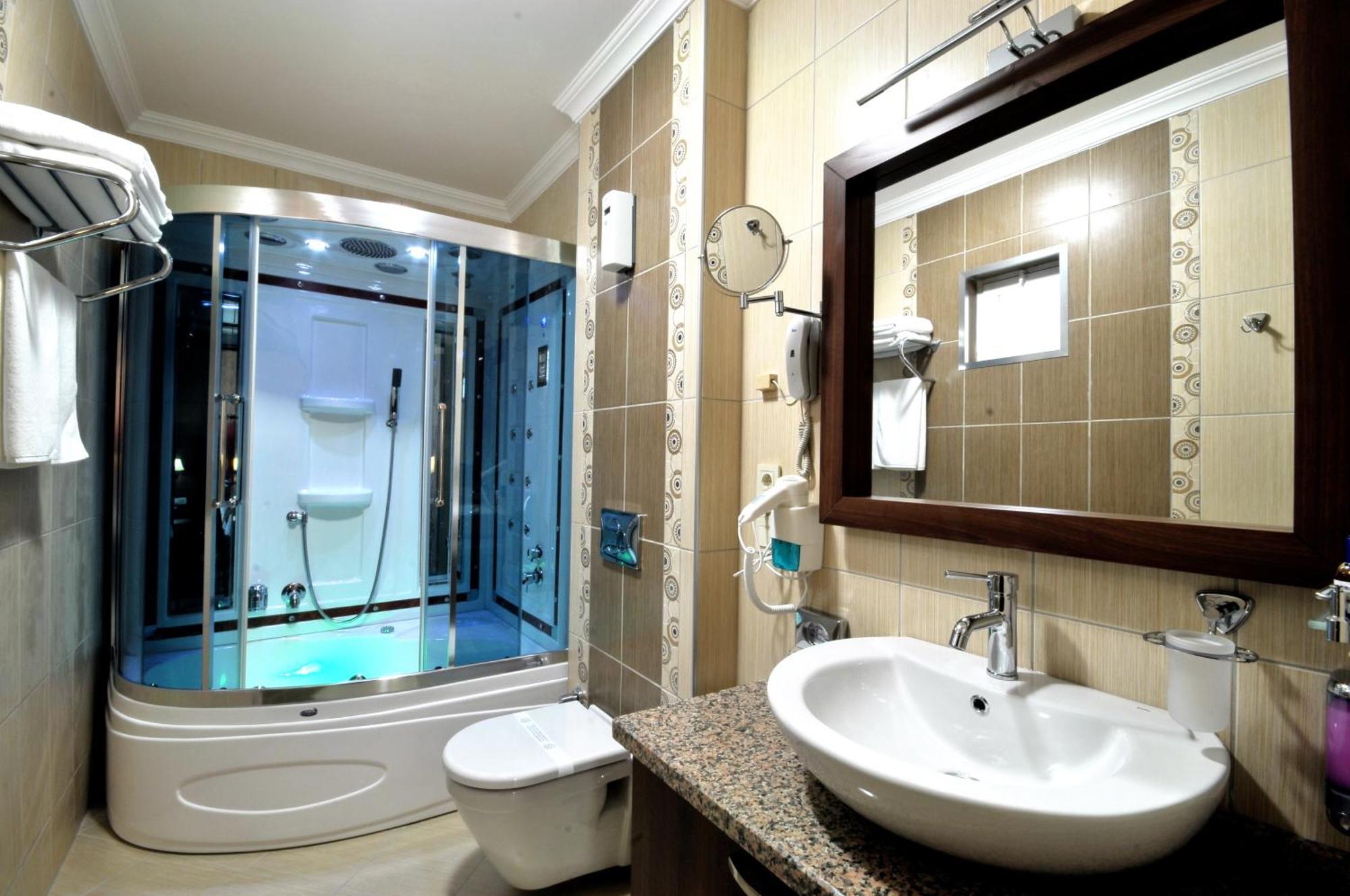 Rhiss Hotel Bostanci Istanbul Ngoại thất bức ảnh