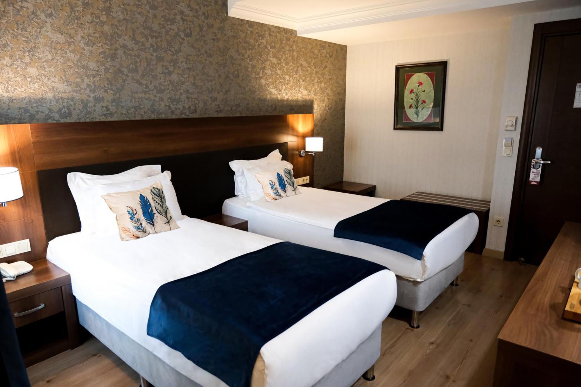 Rhiss Hotel Bostanci Istanbul Ngoại thất bức ảnh