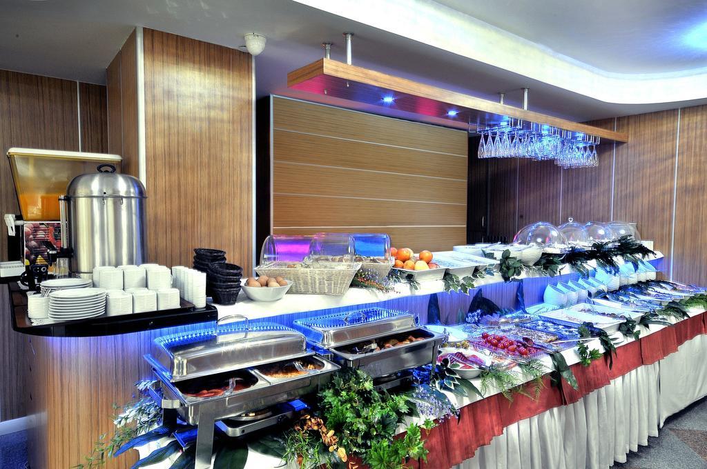 Rhiss Hotel Bostanci Istanbul Ngoại thất bức ảnh