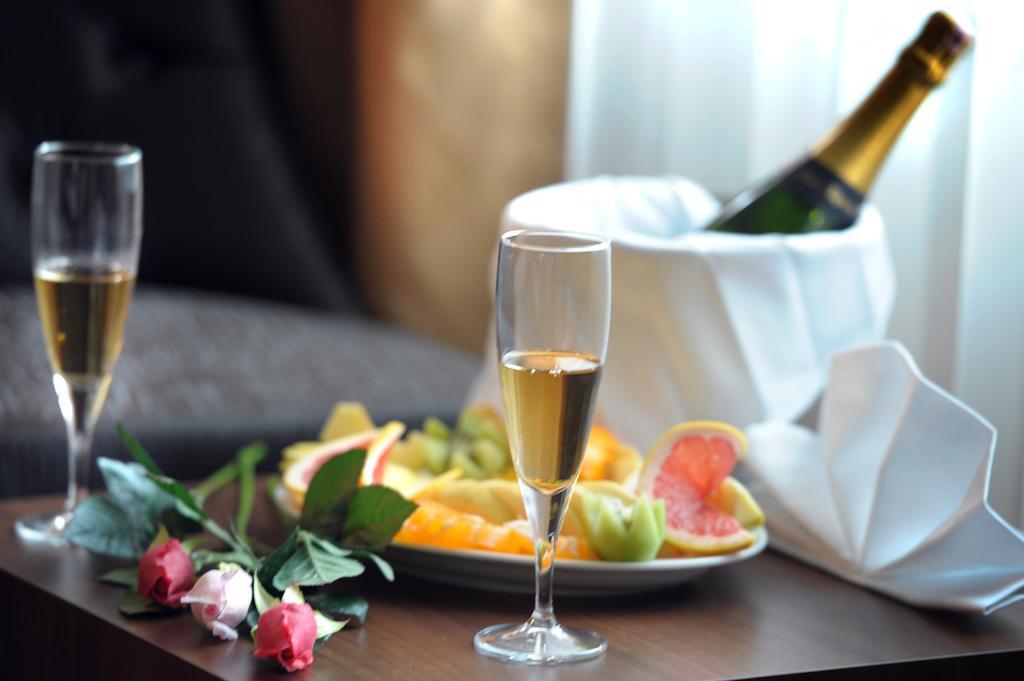 Rhiss Hotel Bostanci Istanbul Ngoại thất bức ảnh