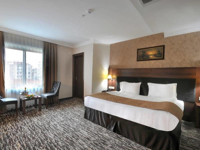 Rhiss Hotel Bostanci Istanbul Ngoại thất bức ảnh
